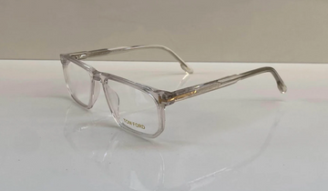 The Science Behind Transparent Glasses: Benefits for Eye Health and Style