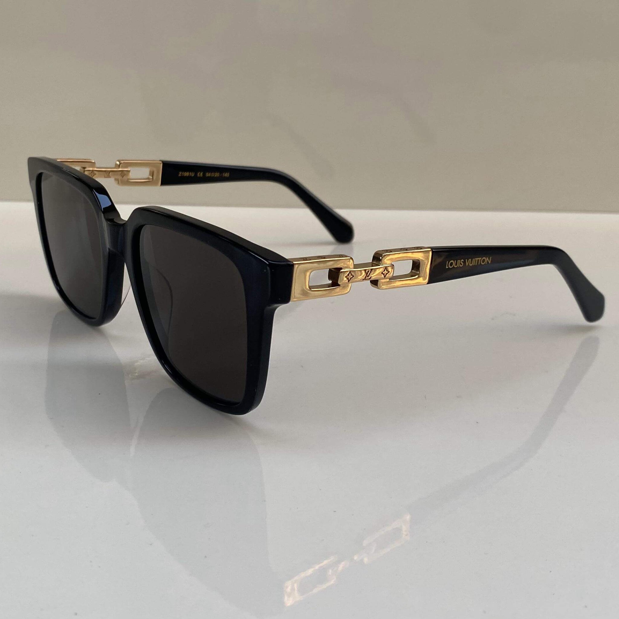 Louis Vuitton Z1981U - Eyeshades.pk