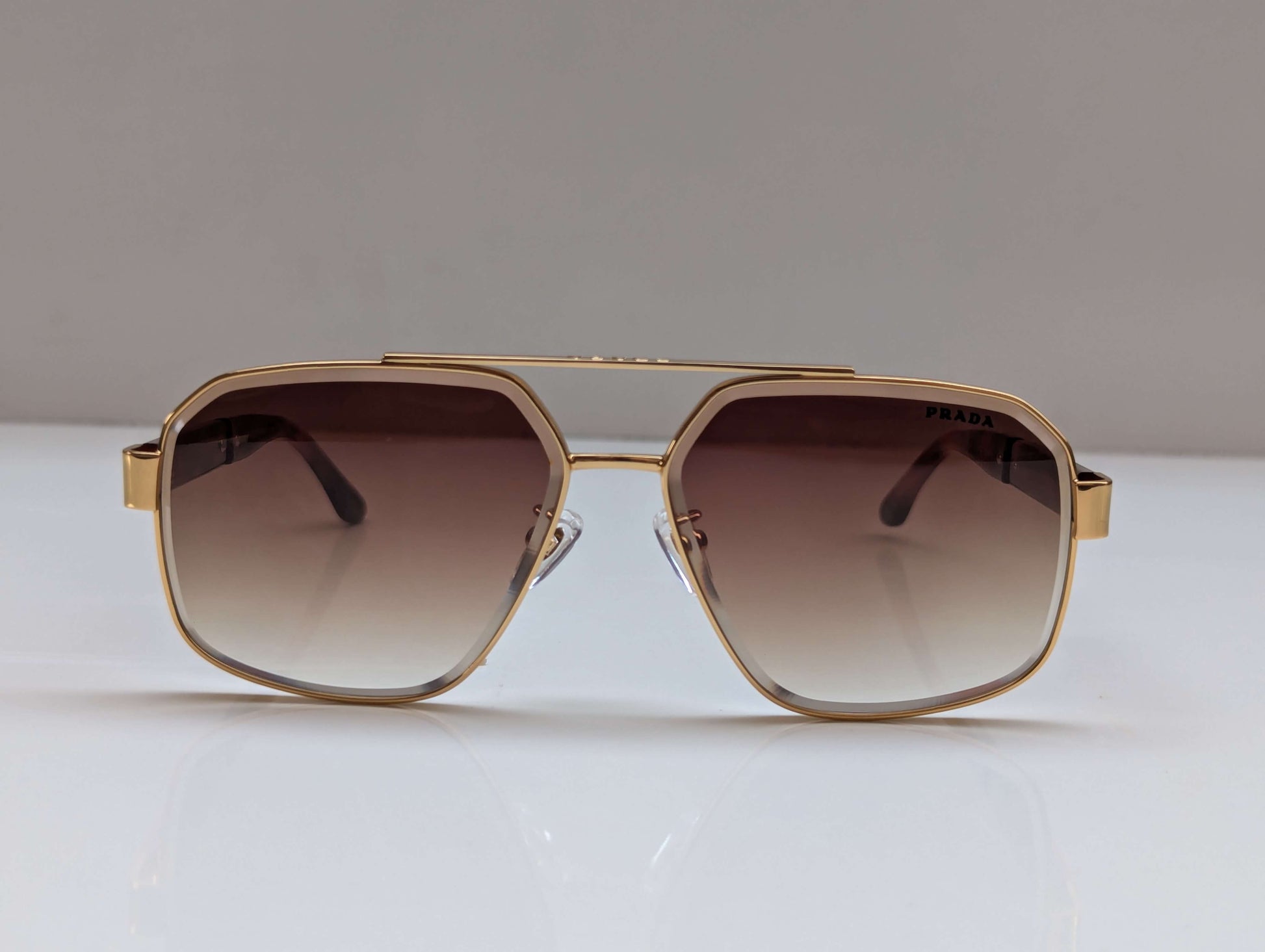 Prada PR136 | Eyeshades.pk